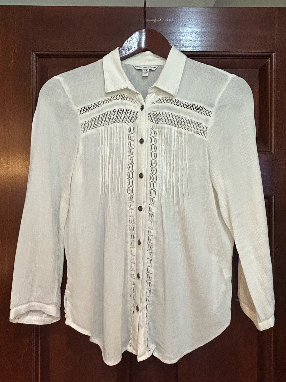 American Eagle White Lace Pintuck Button Front Blouse Long Sleeve Small